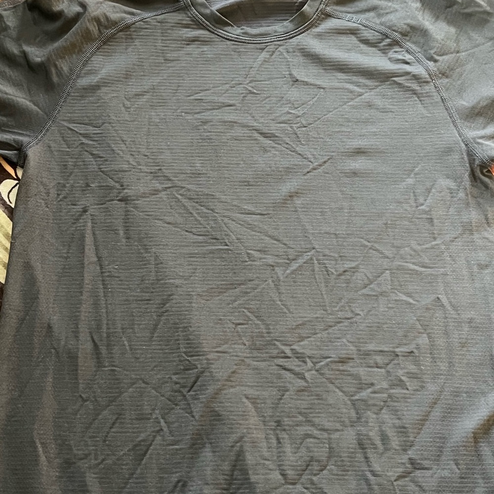 Lululemon Mens Metal Tech tee